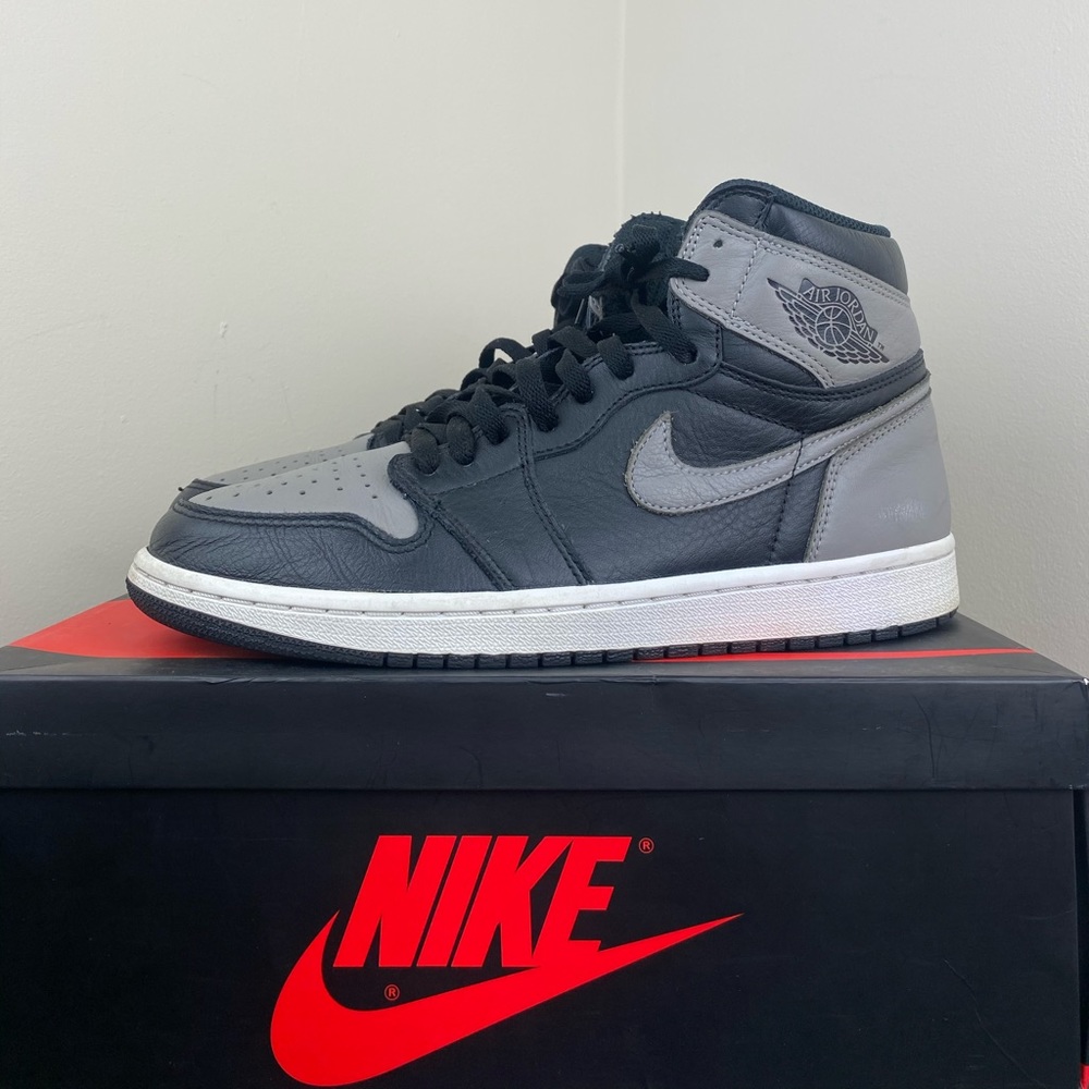 Air Jordan 1 Shadow (2018) Size 9 555088-013